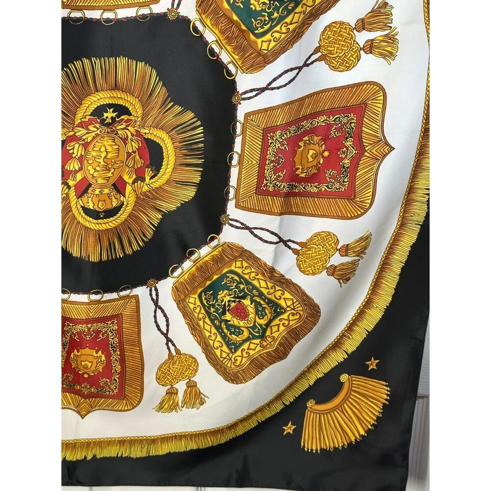 Ladies Scarf 34